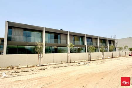 3 Bedroom Townhouse for Sale in Nad Al Sheba, Dubai - Single Row | Burj Khalifa View | Urgent Sale