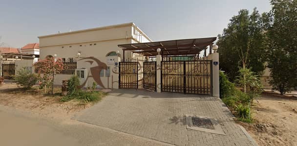 米尔德夫住宅区， 迪拜 3 卧室别墅待租 - M3 entrance. jpg
