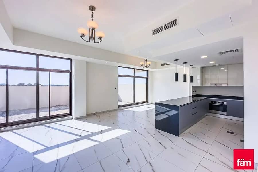 Spacious 4BR | Corner Villa | Negotiable Price