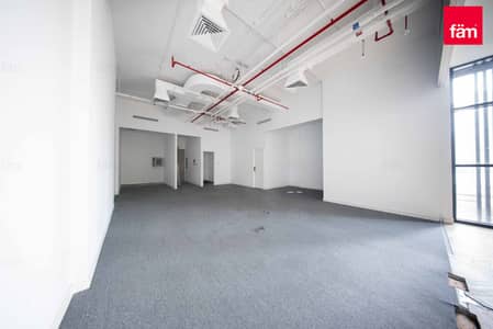 Office for Sale in Business Bay, Dubai - VACANT | FULLY FITTED | GRADE A BUILDING