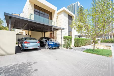 5 Bedroom Villa for Sale in DAMAC Hills, Dubai - Upgraded | Private Pool | Vacant on Transfer