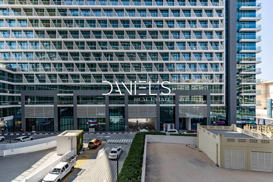 Exclusive | 10% ROI Guaranteed | Vacant + Ready - Image 19