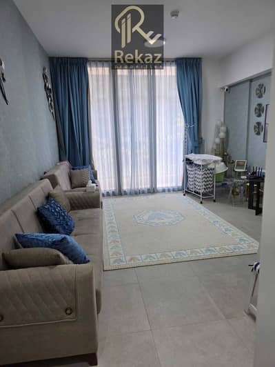 شقة 1 غرفة نوم للبيع في الجادة، الشارقة - 97a461f8-fb73-42b5-9f6d-175659ece436. jpg