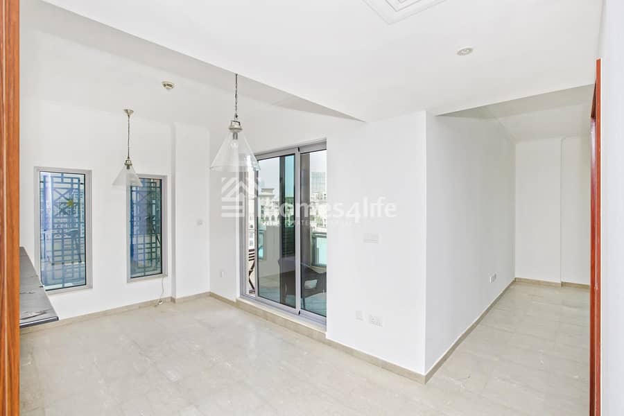 3 BD + Maid I Burj and Fountain View I directly to pool