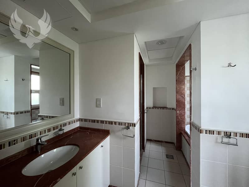 Golf Facing | Vacant | Landscaped Gardens - Image 21