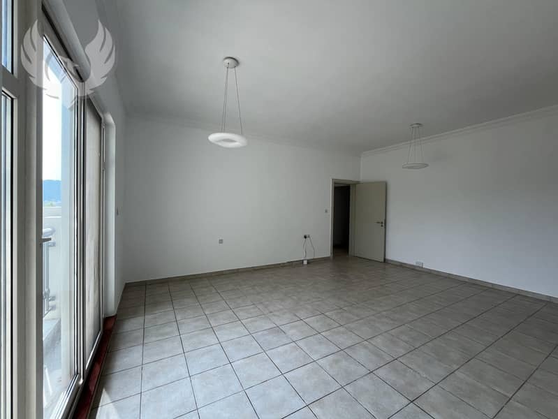 Golf Facing | Vacant | Landscaped Gardens - Image 23