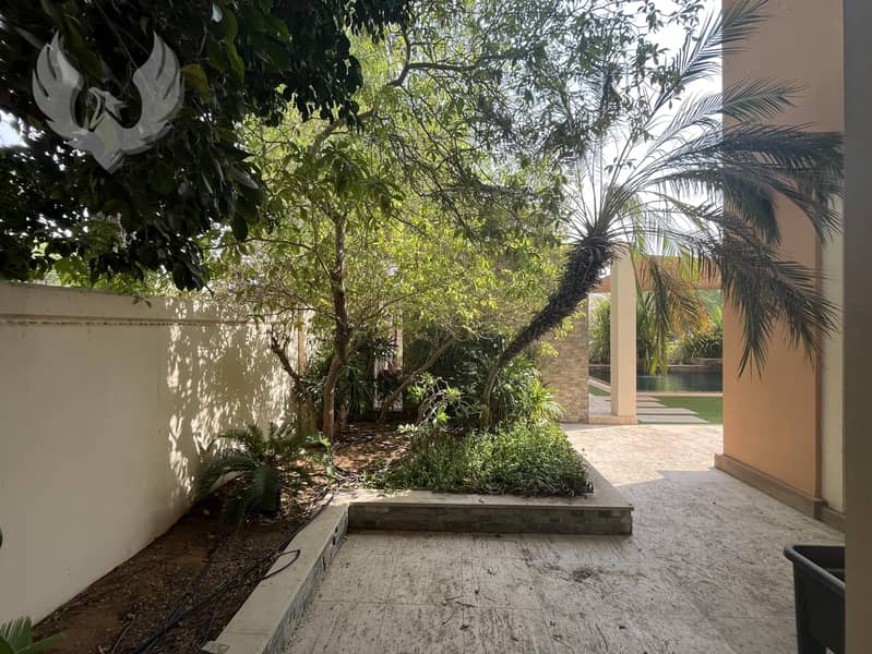 Golf Facing | Vacant | Landscaped Gardens - Image 24