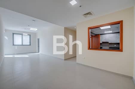 阿尔扬街区， 迪拜 3 卧室单位待租 - 位于阿尔扬街区，阿尔巴沙蓝礁大厦 3 卧室的公寓 110000 AED - 12585845