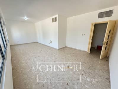 2 Bedroom Flat for Rent in Al Falah Street, Abu Dhabi - d5dddbe3-cfb4-4327-9d81-177a73df5290. jpg