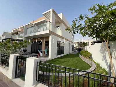 4 Bedroom Villa for Rent in DAMAC Hills, Dubai - Park Facing | Landscaped | White Goods Included
