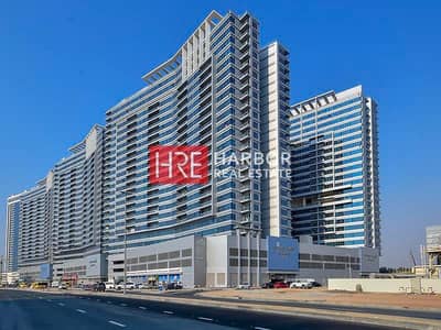 2 Bedroom Flat for Sale in Dubai Land Residence Complex, Dubai - Well-Maintained | Family Friendly | Lower Floor