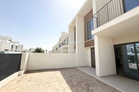 3 Bedroom Townhouse for Rent in The Valley by Emaar, Dubai - Elegant | Modern Family Living | Vacant