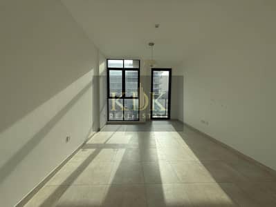 شقة 2 غرفة نوم للايجار في أرجان، دبي - IMG-20250822-WA0172. jpg