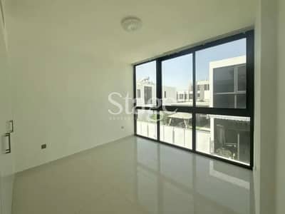 3 Bedroom Villa for Rent in DAMAC Hills 2 (Akoya by DAMAC), Dubai - 3-Bedroom Plus Maids Villa | Spacious Garden