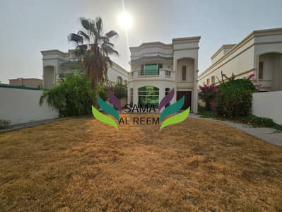 فیلا 5 غرف نوم للايجار في جميرا، دبي - 20250718_163529. jpg