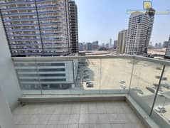 شقة في المساكن الحمراء،مدينة دبي الرياضية 1 غرفة 55000 درهم - 12591545