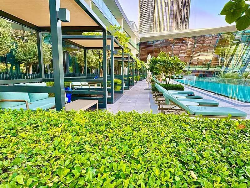 35 pool deck copy. jpg