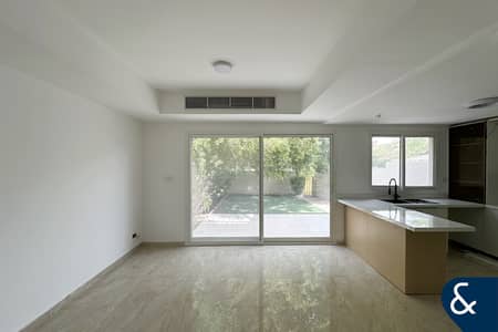 3 Bedroom Villa for Rent in The Springs, Dubai - Fully Upgraded | Park View | 3 Bedrooms