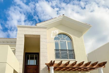 5 Bedroom Villa for Rent in Mohammed Bin Rashid City, Dubai - Brand New | Large Plot | Spacious Living Room
