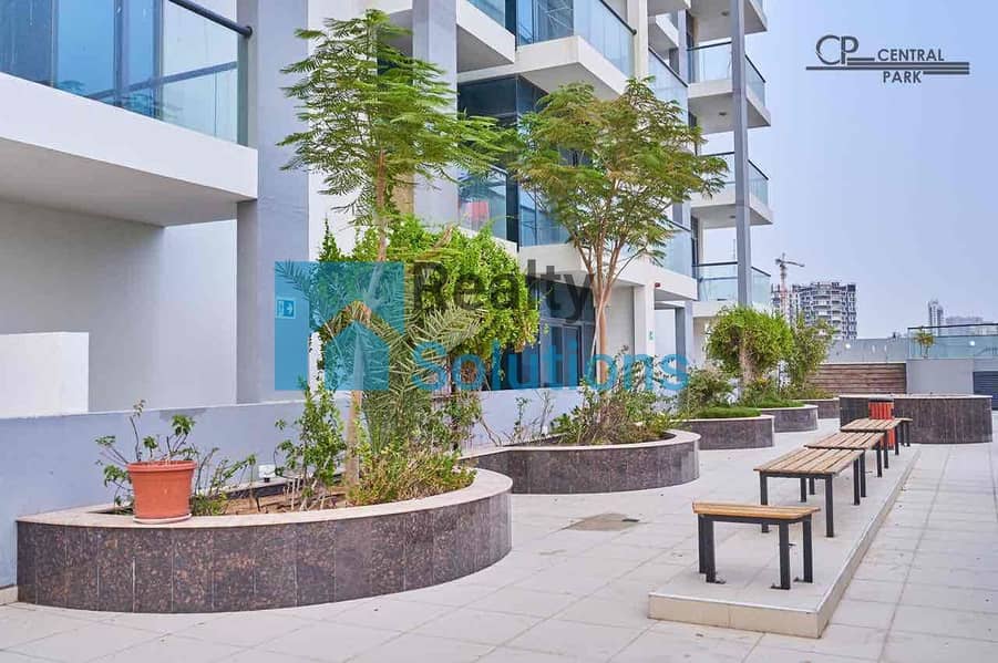 Pool View | Spacious Unit | Well-Maintained | Open View | Unfurnished - Image 11