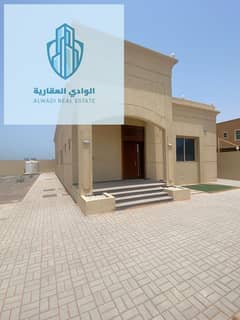 villa for rent ras al khamah area alrafaa