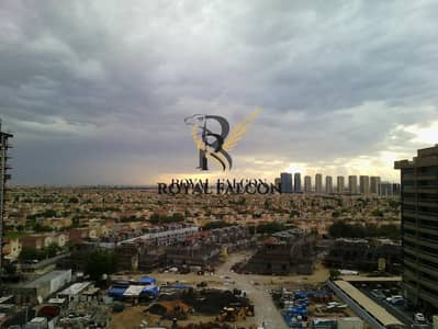 فلیٹ 1 غرفة نوم للبيع في مدينة دبي الرياضية، دبي - شقة في طراز أوروبي،مساكن القناه المائية غرب،مدينة دبي الرياضية 1 غرفة 800000 درهم - 12239199