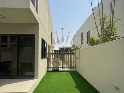 3 Bedroom Townhouse for Sale in DAMAC Hills 2 (Akoya by DAMAC), Dubai - Spacious 3bedroom Plus Maid Close kitchen corner unit