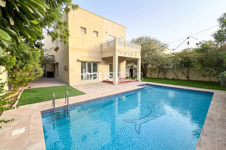 Study + Maid Room | Private Pool | Back to Back