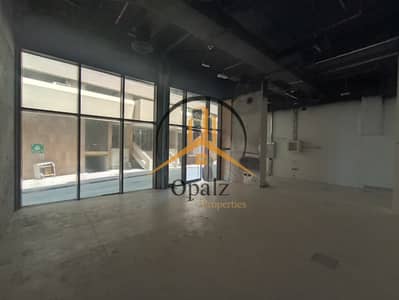 محل تجاري  للايجار في بر دبي، دبي - IMG-20250823-WA0033. jpg