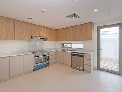 5 Bedroom Villa for Sale in Dubai South, Dubai - Brand New Villa | Beach Access | Move In Ready