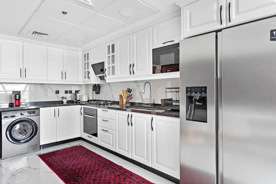 LAVISH & LUXURIOUS 2 BEDROOM | FULLY UPGRADED | PRIME LOCATION - Image 12