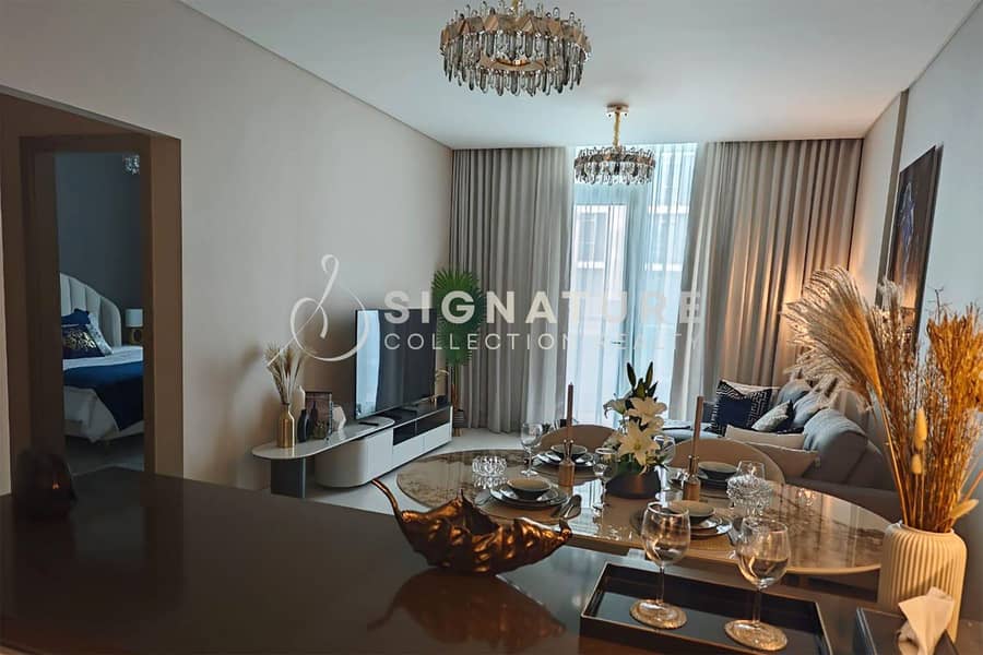 Furnished | Lagoon View | Contemporary Upgrades