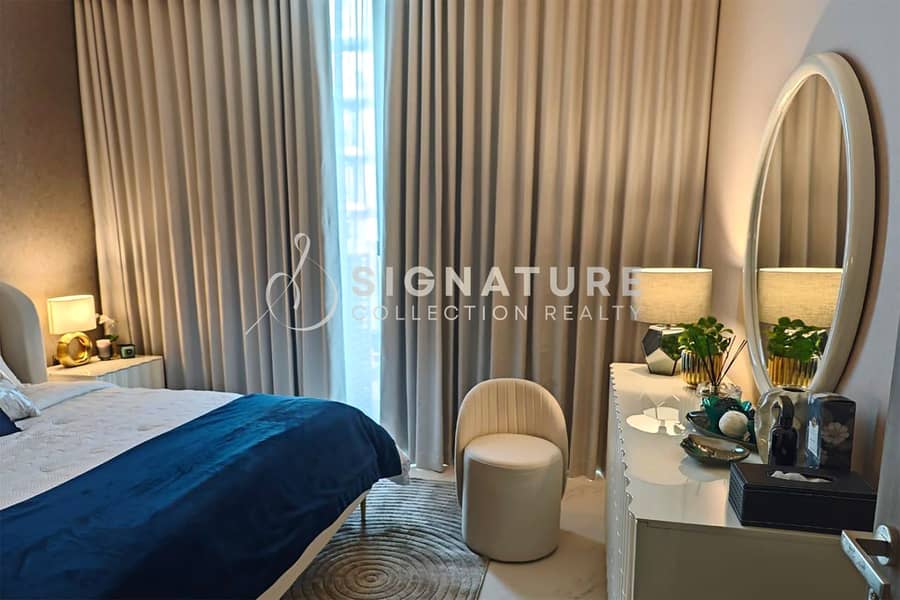 Furnished | Lagoon View | Contemporary Upgrades - Image 8