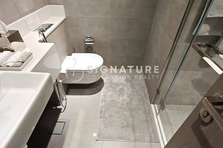 Furnished | Lagoon View | Contemporary Upgrades - Image 12