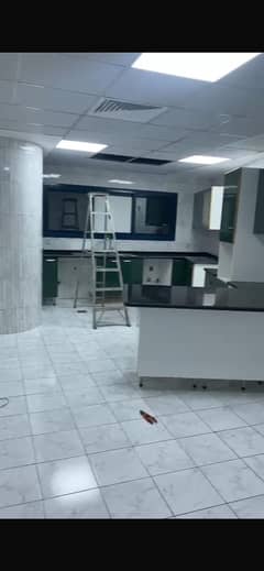 شقة في المرقبات،ديرة 3 غرف 125000 درهم - 12601890