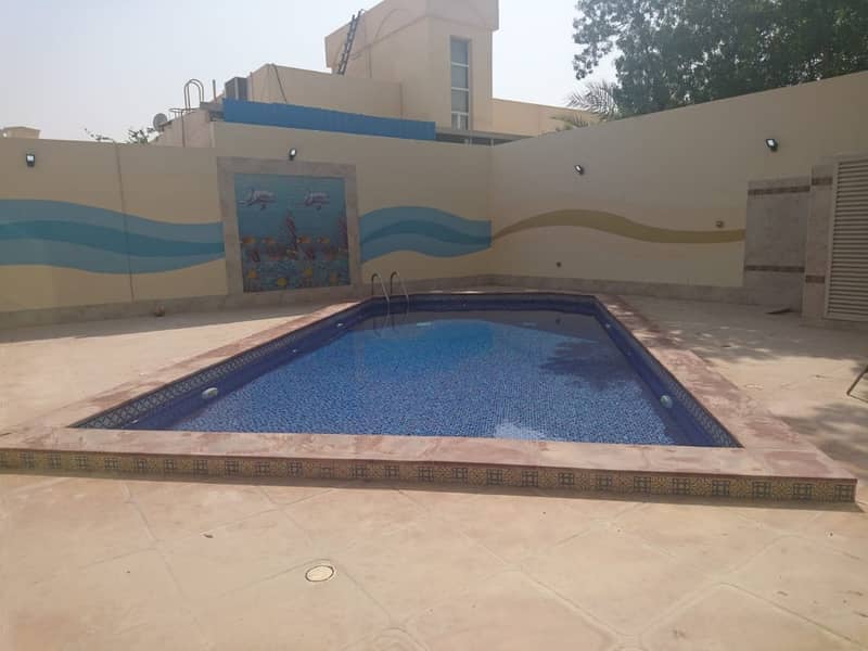 4BR , Huge Size, Corner Villa , Maids Room , Covered Parking and Shared Pool in Just 115k/4 Chqs