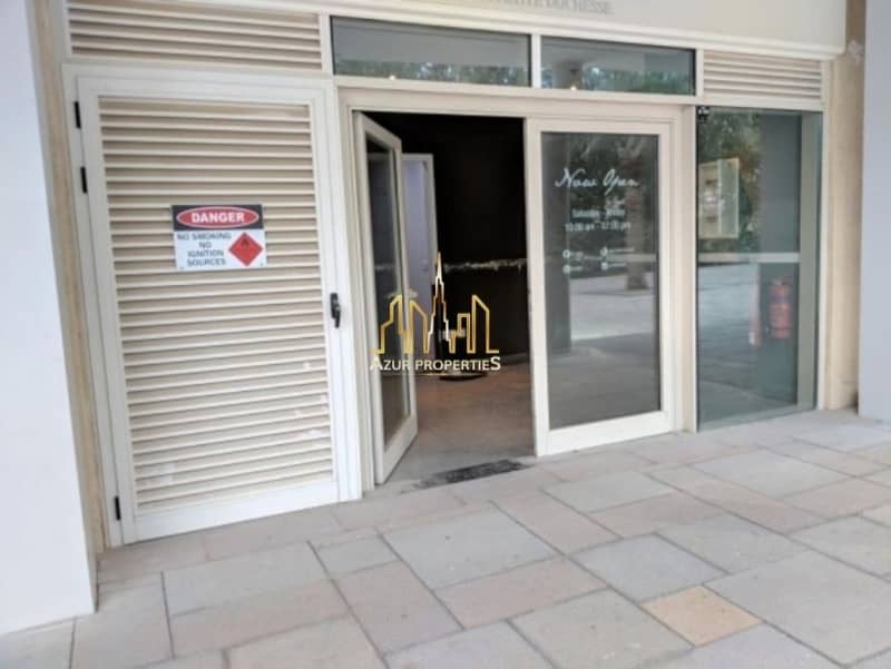 FITTED  RETAIL SHOP - PRIME LOCATION  IN  JLT