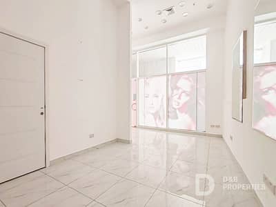 Shop for Sale in Business Bay, Dubai - High ROI | Ready Fitted | Spacious Retail Shop