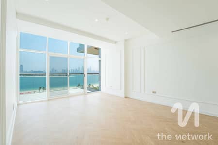2 Bedroom Flat for Sale in Palm Jumeirah, Dubai - Brand New Renovation | 2 Parkings | Full Palm View
