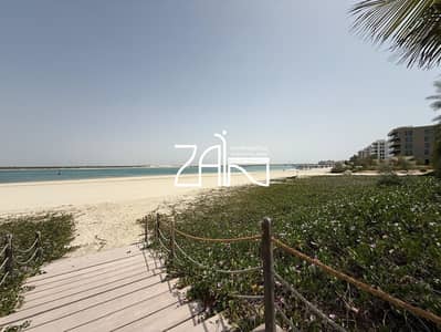 5 Bedroom Villa for Sale in Saadiyat Island, Abu Dhabi - Corner Furnished 5BR+Maid Villa Close to Beach