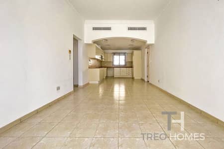 3 Bedroom Villa for Rent in The Meadows, Dubai - Lovely Type 5 | Vacant | Well Maintained