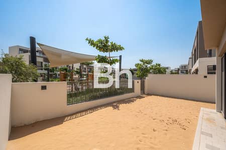 4 Bedroom Villa for Sale in Tilal Al Ghaf, Dubai - Closed Kitchen | Park Views | VOT