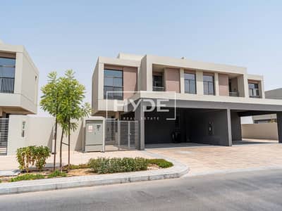 4 Bedroom Villa for Sale in Dubai South, Dubai - 4 Ensuite Bedrooms + Maid | Roof Terrace