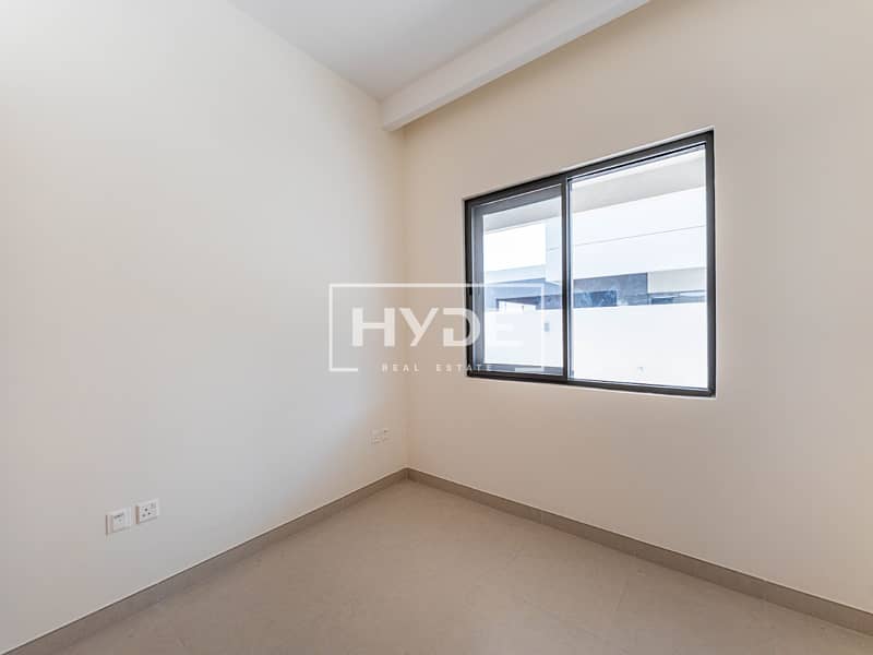 4 Ensuite Bedrooms + Maid | Roof Terrace - Image 11