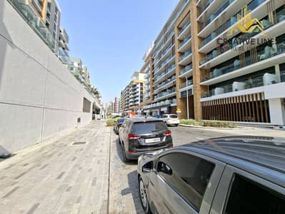 محل تجاري  للايجار في مدينة ميدان، دبي - 20250823_153851. jpg