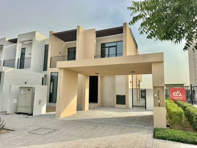 4 Bedroom Villa for Sale in Dubai South, Dubai - Brand-New Townhouse | Corner Unit