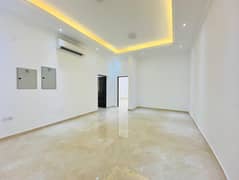 فیلا في حوشي 4 غرف 140000 درهم - 12608714
