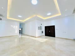 فیلا في حوشي 4 غرف 140000 درهم - 12608808