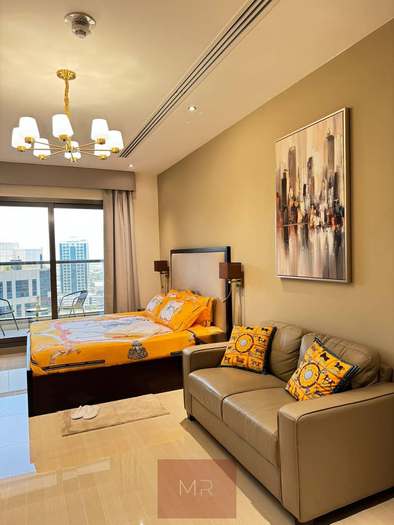 Stylish Modern & Bright Studio • Prime City Living