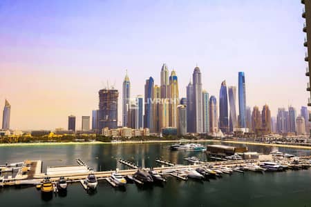 2 Bedroom Flat for Sale in Dubai Harbour, Dubai - Corner Unit | Palm View | Overlooking Marina